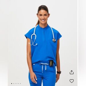 Figs Rafaela Oversized Scrub Top in Royal Blue - Size XS